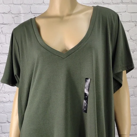 New Torrid Size 5X Army Green classic fit rop - Picture 3 of 8